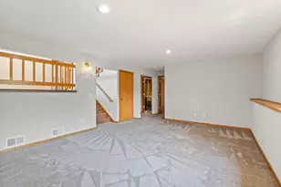 8064 Lower 147th St W, Apple Valley, MN 55124 - Photo 12