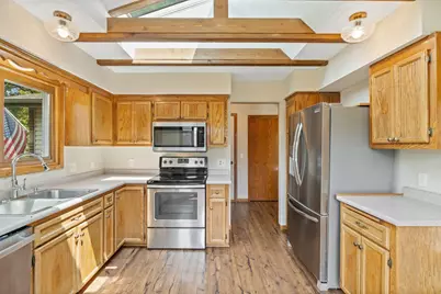 8064 Lower 147th Street W, Apple Valley, MN 55124 - Photo 6