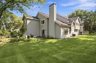 1805 Terraceview Ln N, Plymouth, MN 55447 - Photo 26