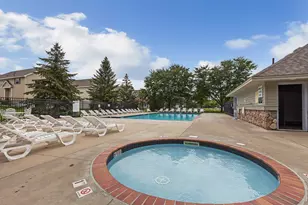 1336 Yorkshire Ln, Shakopee, MN 55379 - Photo 28
