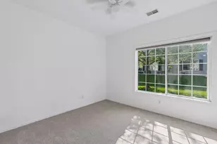 1336 Yorkshire Ln, Shakopee, MN 55379 - Photo 16