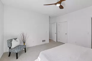 1336 Yorkshire Ln, Shakopee, MN 55379 - Photo 12