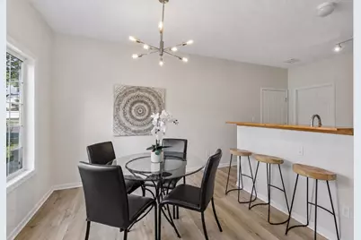 1336 Yorkshire Lane, Shakopee, MN 55379 - Photo 6