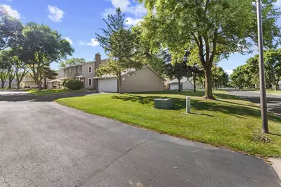 9390 Ranchview Lane N, Maple Grove, MN 55369 - Photo 26