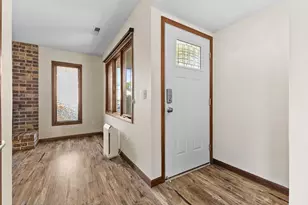 9390 Ranchview Ln N, Maple Grove, MN 55369 - Photo 4