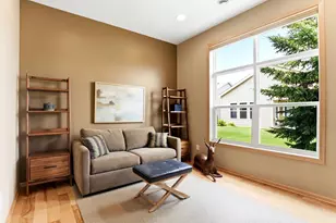 7439 Shadyview Ln N, Maple Grove, MN 55311 - Photo 8