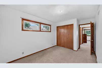 302 Garden Road, Albert Lea, MN 56007 - Photo 22