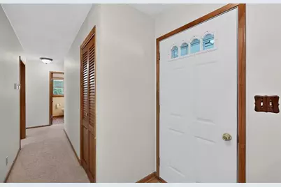 302 Garden Road, Albert Lea, MN 56007 - Photo 4