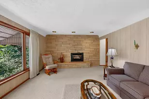 302 Garden Rd, Albert Lea, MN 56007 - Photo 6