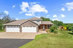4709 358th St, North Branch, MN 55056 - Photo 2