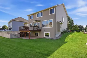 1801 Foothill Trail, Shakopee, MN 55379 - Photo 8
