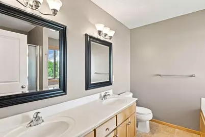 1801 Foothill Trail, Shakopee, MN 55379 - Photo 28