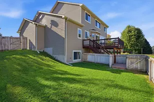 1801 Foothill Trail, Shakopee, MN 55379 - Photo 52