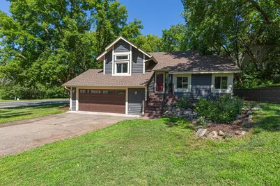 13628 Vincent Circle, Burnsville, MN 55337 - Photo 2