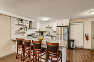 1601 N Innsbruck Dr, Fridley, MN 55432 - Photo 8