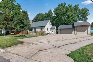 1805 42nd Ave NE, Columbia Heights, MN 55421 - Photo 2