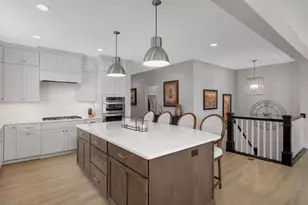 4129 Gable Ct, Woodbury, MN 55129 - Photo 24