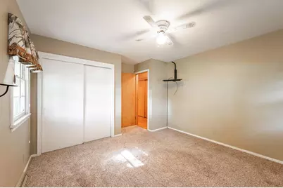 1024 Holden Place, Fairmont, MN 56031 - Photo 18