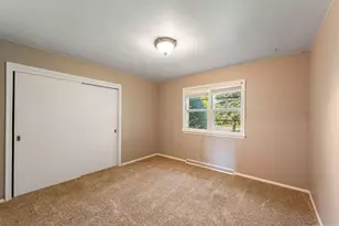 1024 Holden Pl, Fairmont, MN 56031 - Photo 14