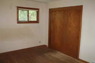 9149 Meadowview Rd, Bloomington, MN 55425 - Photo 22