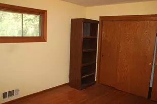 9149 Meadowview Rd, Bloomington, MN 55425 - Photo 24