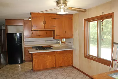 9149 Meadowview Road, Bloomington, MN 55425 - Photo 12