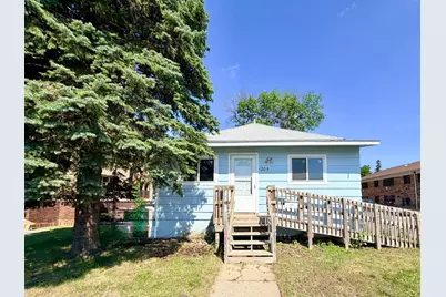1205 6th Avenue, Worthington, MN 56187 - Photo 2
