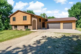 9101 Shannon Ln, Corcoran, MN 55340 - Photo 1