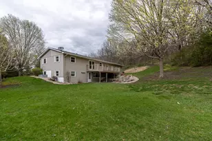 35425 Shakpays Cove Rd, Kasota, MN 56050 - Photo 38