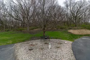 35425 Shakpays Cove Rd, Kasota, MN 56050 - Photo 36