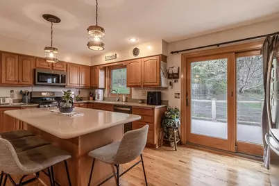 35425 Shakpays Cove Road, Kasota, MN 56050 - Photo 10