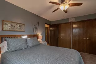 35425 Shakpays Cove Rd, Kasota, MN 56050 - Photo 14