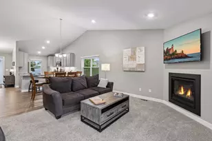 20566 Glade Ave, Lakeville, MN 55044 - Photo 16