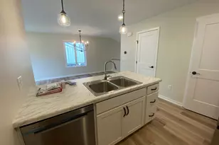 1554 Kings Ct SE, Rochester, MN 55904 - Photo 6