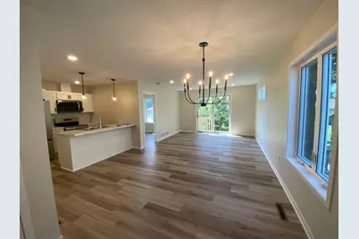 1554 Kings Court SE, Rochester, MN 55904 - Photo 2