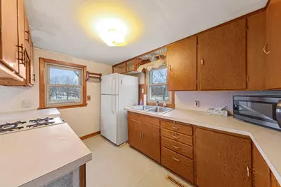 101 State Highway 60 E, Elysian, MN 56028 - Photo 18