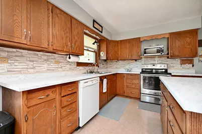 49 E 2nd Street, Buffalo City, WI 54622 - Photo 8