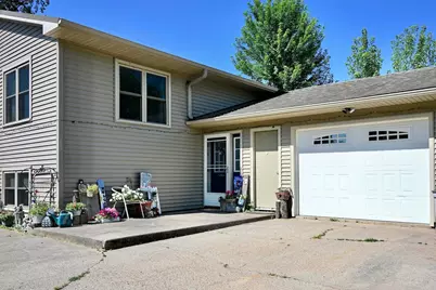 49 E 2nd Street, Buffalo City, WI 54622 - Photo 2