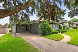 2122 17th Ave NW, Rochester, MN 55901 - Photo 2