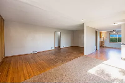 205 232nd Avenue, Fairmont, MN 56031 - Photo 6