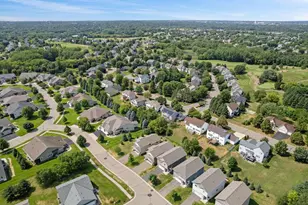 10730 Knollwood Ln, Woodbury, MN 55129 - Photo 42