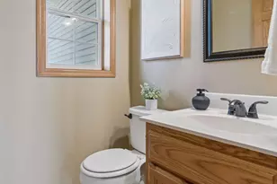 1235 Pine Square, Waconia, MN 55387 - Photo 16