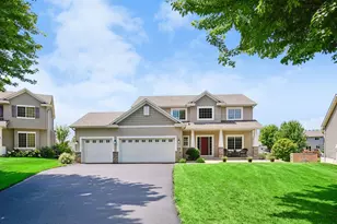 1235 Pine Square, Waconia, MN 55387 - Photo 2