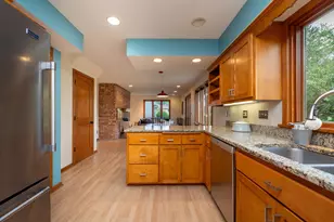 4609 Coffey Ln, Minneapolis, MN 55406 - Photo 14