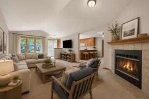 7807 W 110th St, Bloomington, MN 55438 - Photo 2