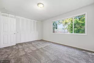 7211 W Franklin Ave, Saint Louis Park, MN 55426 - Photo 16