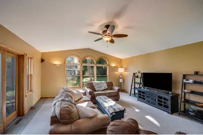 684 Shoreacres Drive, Fairmont, MN 56031 - Photo 12