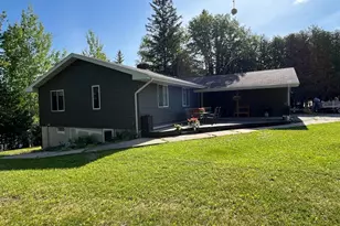 126 Shorewood Dr, International Falls, MN 56649 - Photo 2