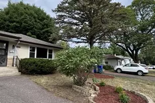 1527 Winchell St, Saint Paul, MN 55106 - Photo 2