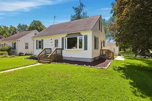 604 E 3rd St, Litchfield, MN 55355 - Photo 1
